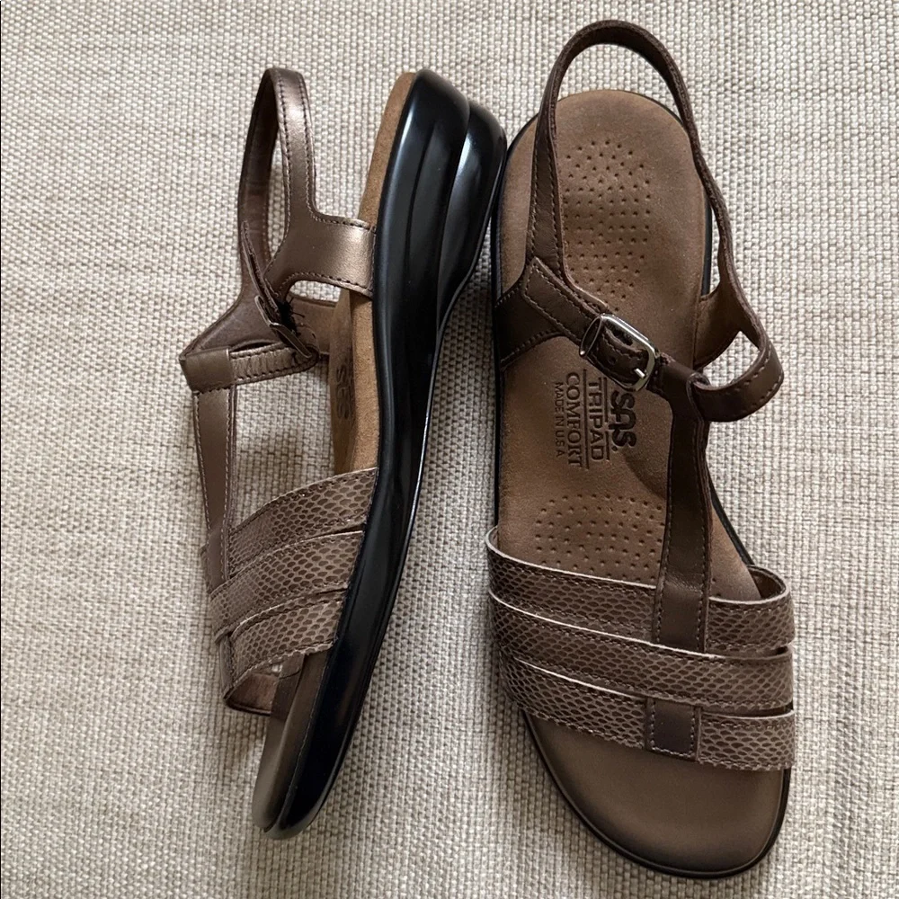 SAS capri strap
